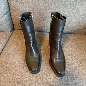 Black Leather Women's Ankle Boots with Side Zipper